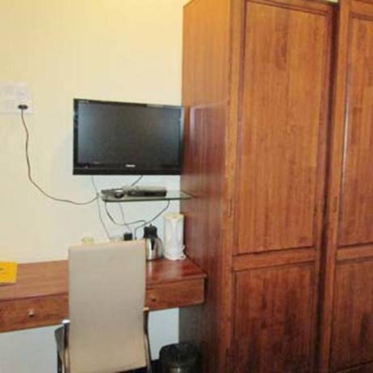 Hotel Q Deck Mumbai Luaran gambar