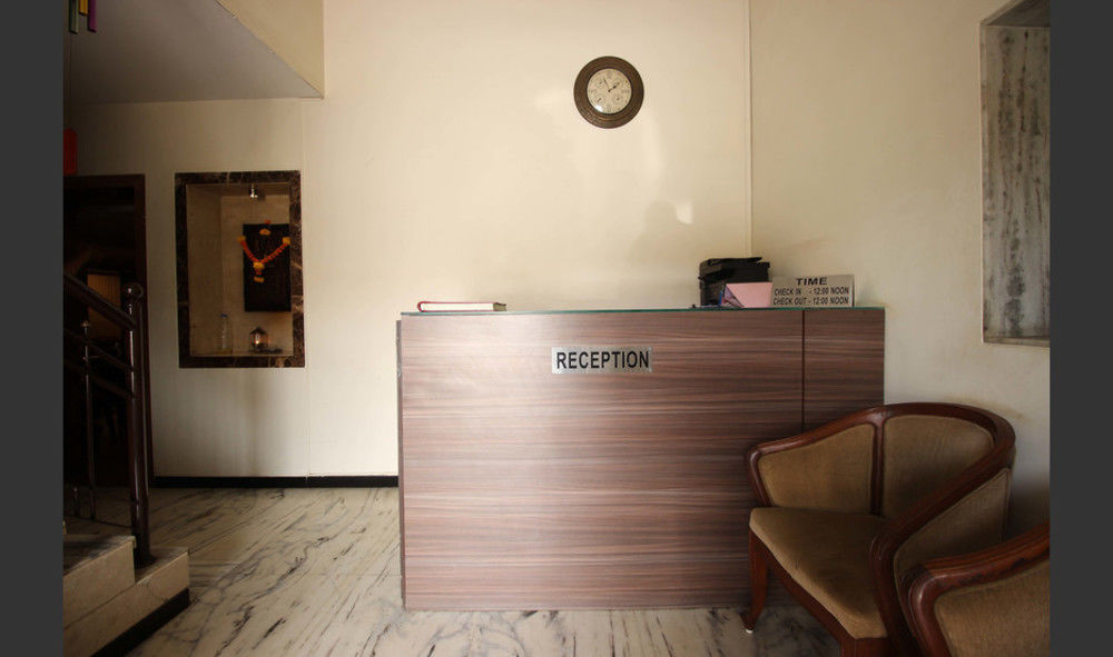Hotel Q Deck Mumbai Luaran gambar