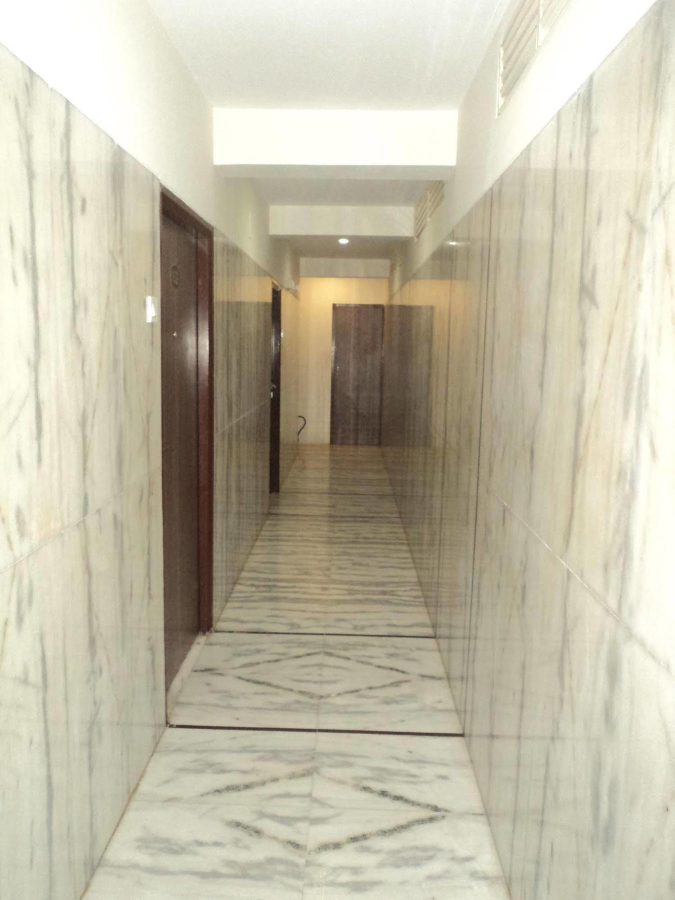 Hotel Q Deck Mumbai Luaran gambar